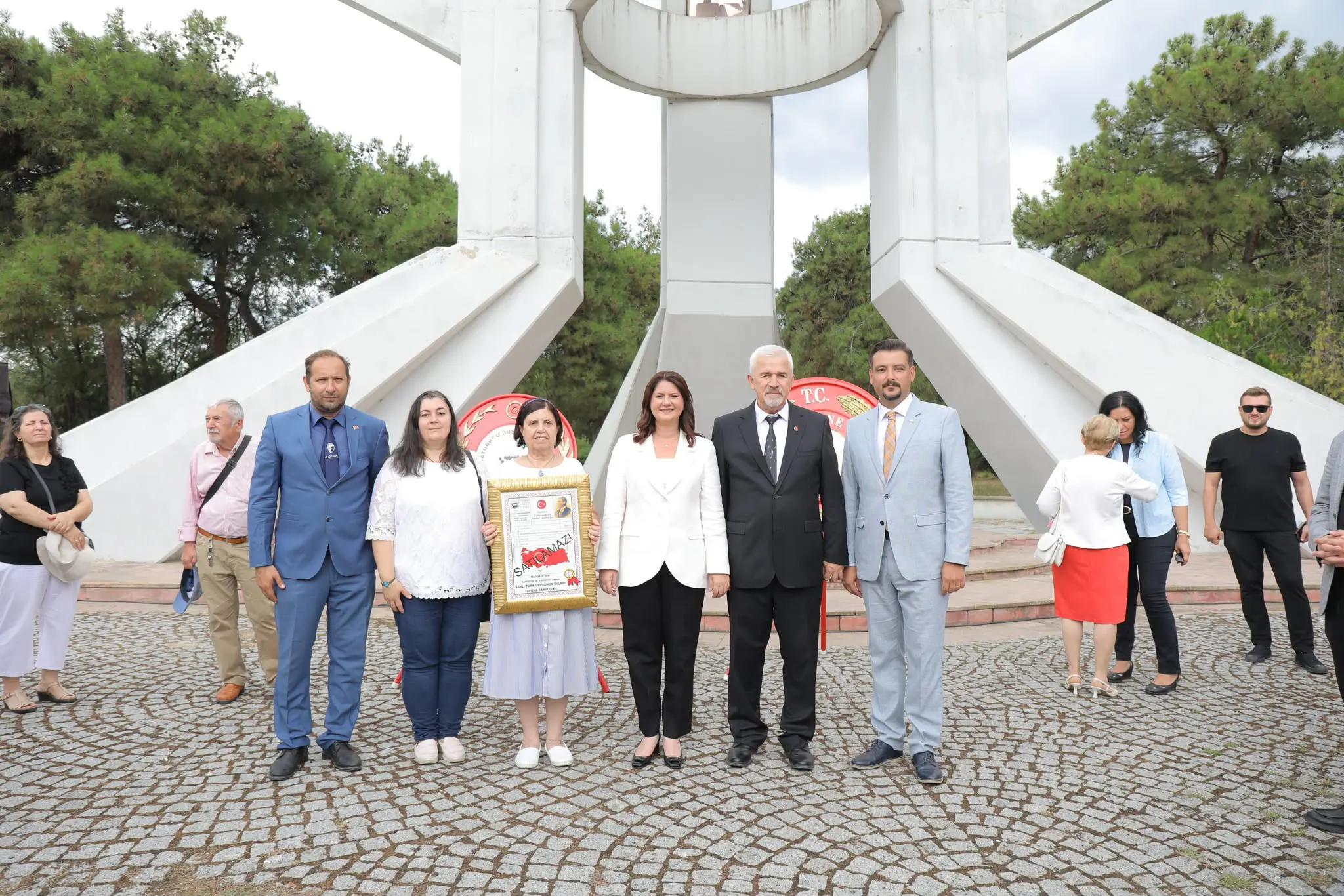 BAŞKAN GENCAN: " BİZİM YÖNÜMÜZ; GAZİ MUSTAFA KEMAL ATATÜRK'ÜN GÖSTERDİĞİ ÇAĞDAŞLIK HEDEFİDİR " galeri görseli